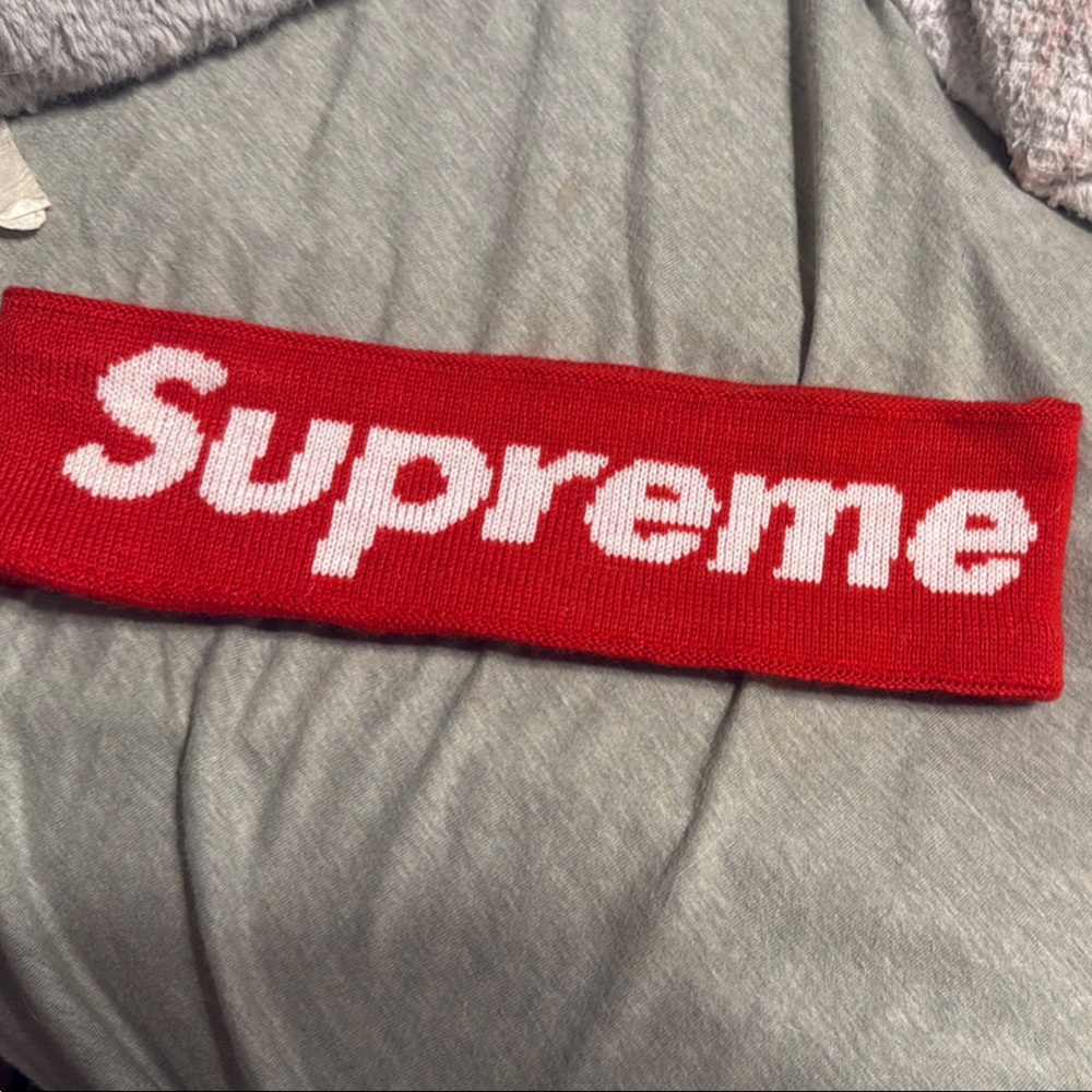 ♥️ Supreme Red Headband ♥️